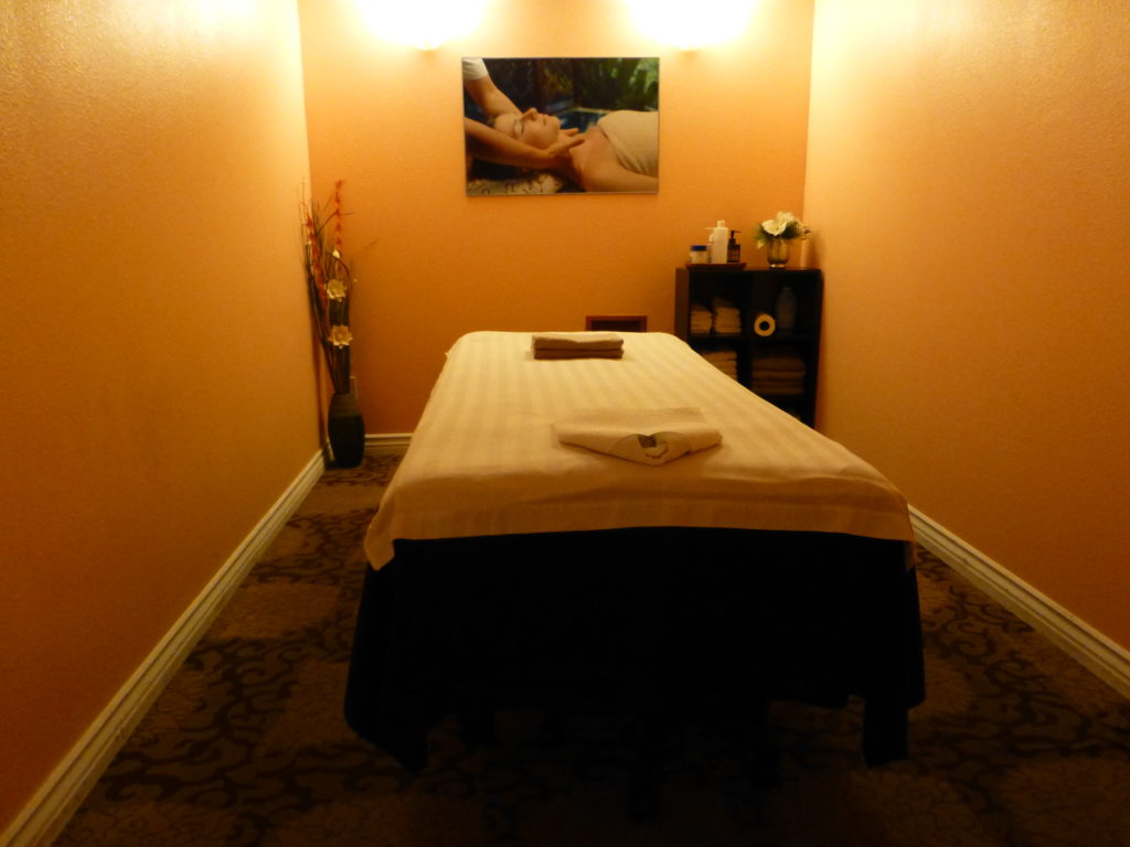P1020554 Touch of Asia Massage